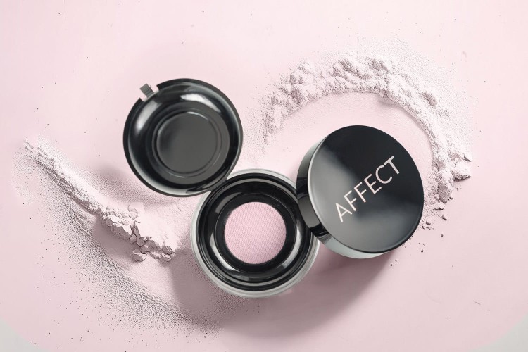 Best Matte Loose Setting Powder Utrwalający puder sypki Best Matte VELVET PINK C-0006_EAN_5906118462257_04.jpg